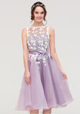 Bateau Sleeveless Organza Knee-Length A-line/Princess Bridesmaid Dresses With Sashes Lace Thea STKP0025358