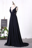 2024 A Line Prom Dresses V Neck Chiffon With Applique PCG69SM5