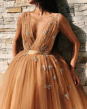 Ball Gown Tulle V Neck Homecoming Dresses with Appliques, Short Prom STK15620