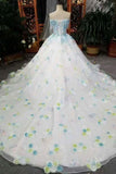 2024 New Arrival Floral Boat Neck Wedding Dresses Lace Up With Appliques And PE8PM6BJ