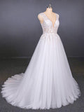 A Line Straps V Neck Lace Appliques Tulle Wedding Dresses Long Wedding Gowns STK15034