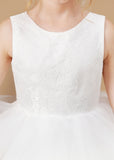 Chic Sleeveless Lace Tulle Flower Girl Dresses