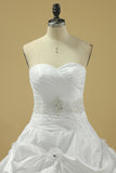 2024 New Arrival Sweetheart Wedding Dresses With Ruffles And Beads Chapel Train PB5QTSK6