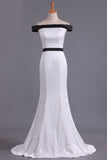 2024 Bicolor Boat Neck Evening Dresses Mermaid Stretch Satin Sweep Train