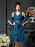 A-Line/Princess V-neck Beading Sleeveless Short Chiffon Mother of the Bride Dresses TPP0007179