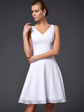 A-Line/Princess V-neck Sleeveless Pleats Short Chiffon Bridesmaid Dresses TPP0005099