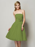 A-Line/Princess Strapless Sleeveless Hand-Made Flower Short Chiffon Bridesmaid Dresses TPP0005295