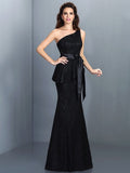 Trumpet/Mermaid One-Shoulder Lace Sleeveless Long Lace Bridesmaid Dresses TPP0005307