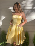 A-Line/Princess Strapless Satin Ruffles Sleeveless Short/Mini Homecoming Dresses TPP0004609