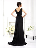 A-Line/Princess V-neck Ruffles Sleeveless Long Chiffon Mother of the Bride Dresses TPP0007164