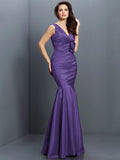 Trumpet/Mermaid V-neck Hand-Made Flower Sleeveless Long Taffeta Bridesmaid Dresses TPP0005170