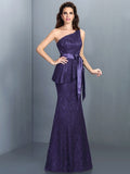 Trumpet/Mermaid One-Shoulder Lace Sleeveless Long Lace Bridesmaid Dresses TPP0005307