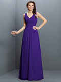 A-Line/Princess V-neck Pleats Sleeveless Long Chiffon Bridesmaid Dresses TPP0005331