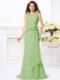 Trumpet/Mermaid V-neck Hand-Made Flower Sleeveless Long Chiffon Bridesmaid Dresses TPP0005122