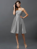 A-Line/Princess Strapless Sleeveless Short Taffeta Bridesmaid Dresses TPP0005359