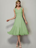 A-Line/Princess V-neck Sleeveless Pleats Short Chiffon Bridesmaid Dresses TPP0005087