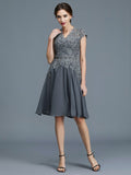 A-Line/Princess V-neck Chiffon Applique Sleeveless Knee-Length Mother of the Bride Dresses TPP0007297