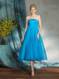 A-Line/Princess Strapless Applique Sleeveless Short Organza Mother of the Bride Dresses TPP0007270