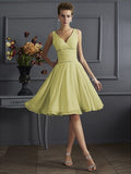 A-Line/Princess V-neck Sleeveless Pleats Short Chiffon Bridesmaid Dresses TPP0005039